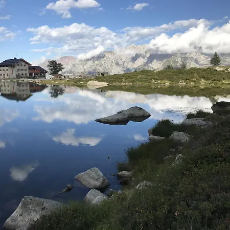 Hotel Rifugio Viviani Pradalago Madonna
